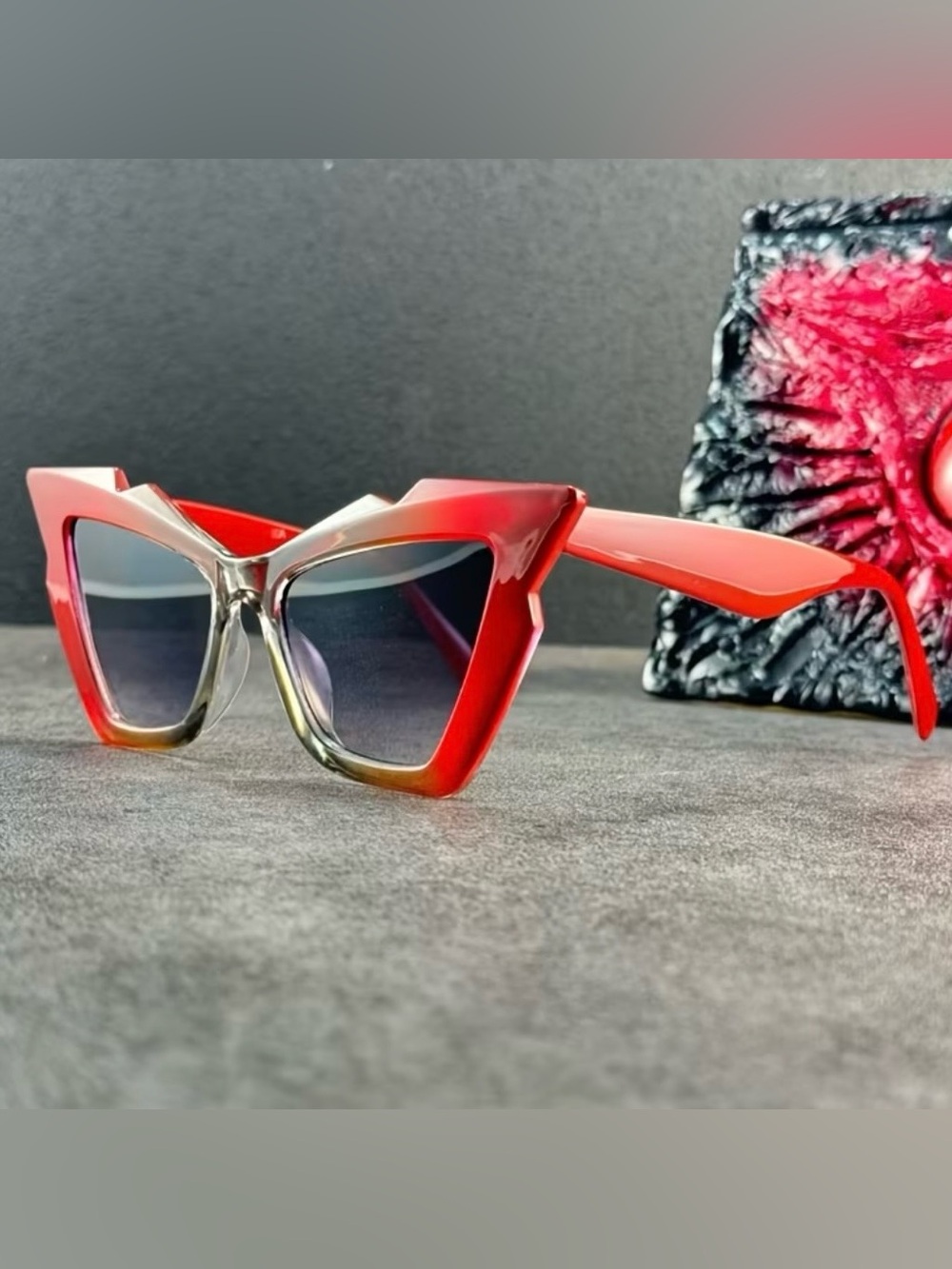 Red Cat-Eye Sunglasses | Edgy Y2K Style | Oversized Angular Frame - Picture 5 of 5